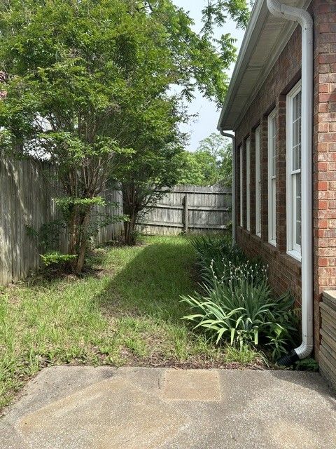 320 E Franklin St #12, Gallatin, TN 37066