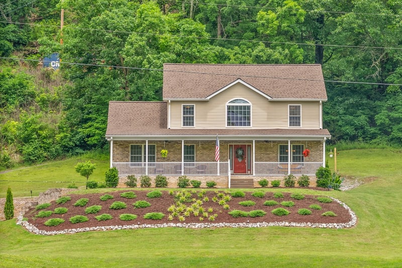 590A Lindsey Hollow Rd, Gallatin, TN 37066