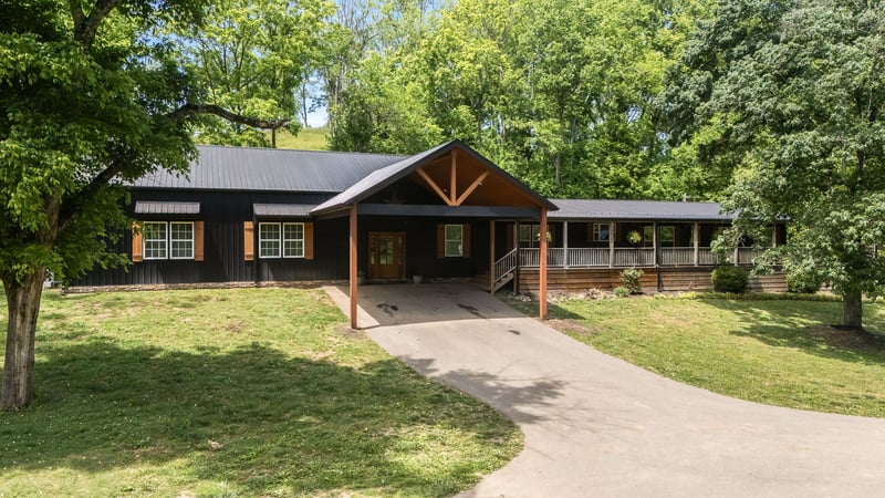 4303 Moore Ln, Culleoka, TN 38451