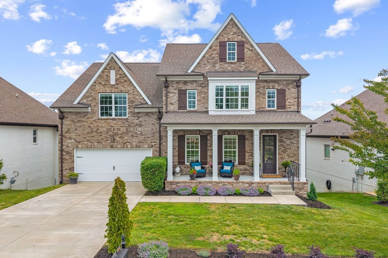 2336 Coppergate Way, Thompsons Station, TN 37179