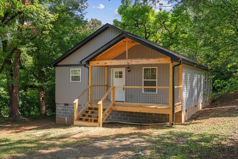 1001 Colerain St, La Fayette, GA 30728