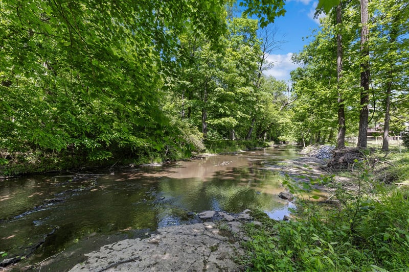 2524 Distillery Rd, Greenbrier, TN 37073