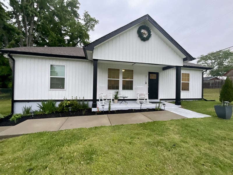 2718 Driftwood Dr, Springfield, TN 37172
