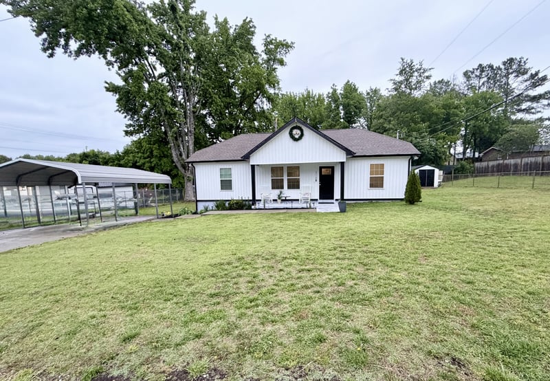 2718 Driftwood Dr, Springfield, TN 37172