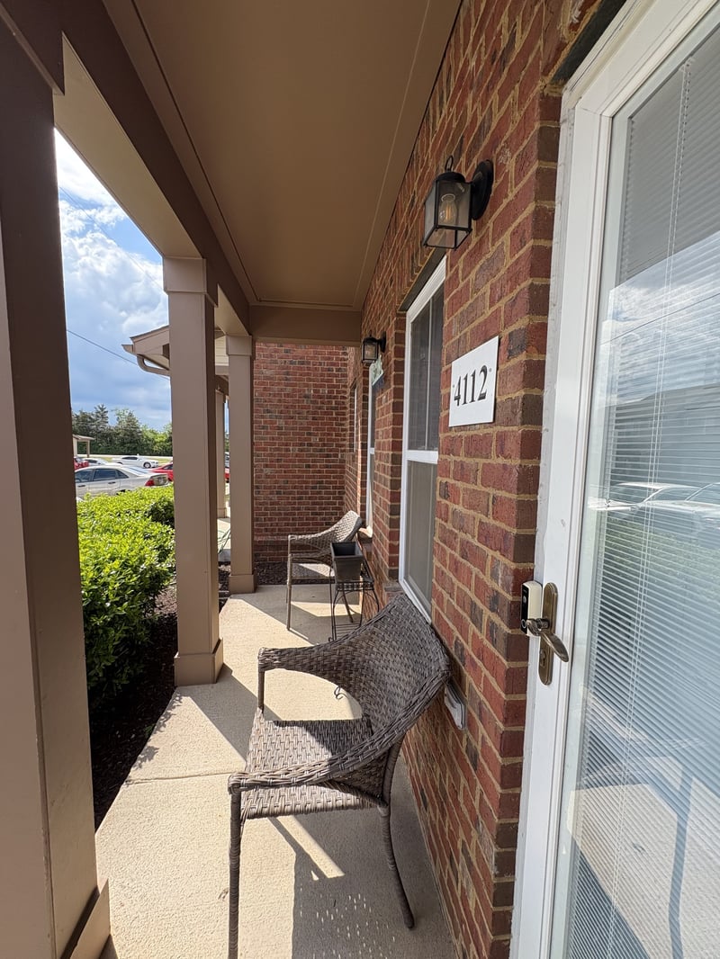 4112 George Buchanan Dr, La Vergne, TN 37086