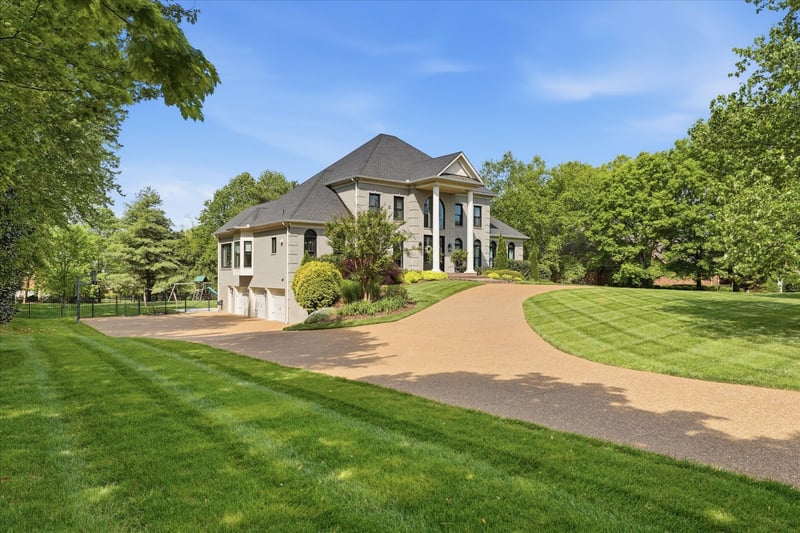 1775 Charity Dr, Brentwood, TN 37027