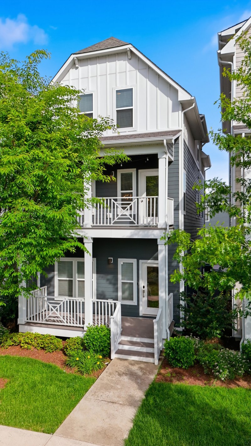 1633 54th Ave N #15, Nashville, TN 37209