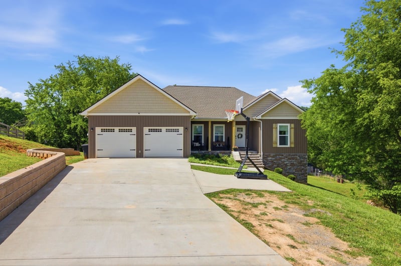 5155 Candlewood Ct, Maryville, TN 37804