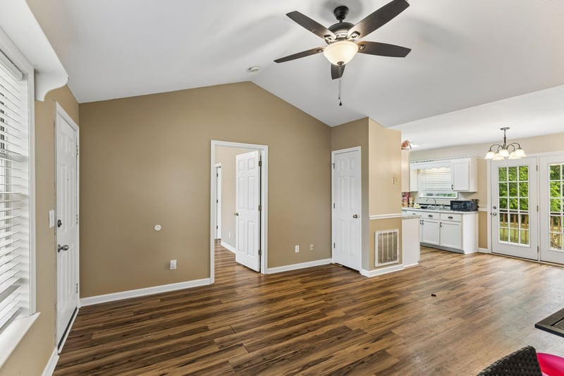 516 Winning Dr, Columbia, TN 38401