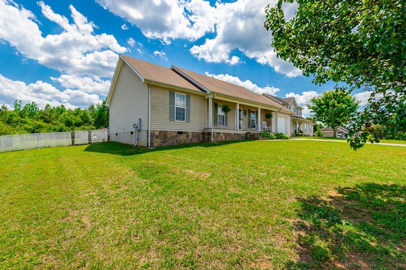 469 Daisy Ln, Chatsworth, GA 30705