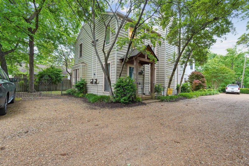 3608 Saratoga Dr #B, Nashville, TN 37205