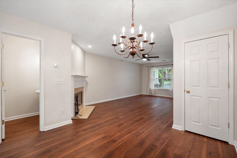 432 Shadow Glen Dr, Nashville, TN 37211