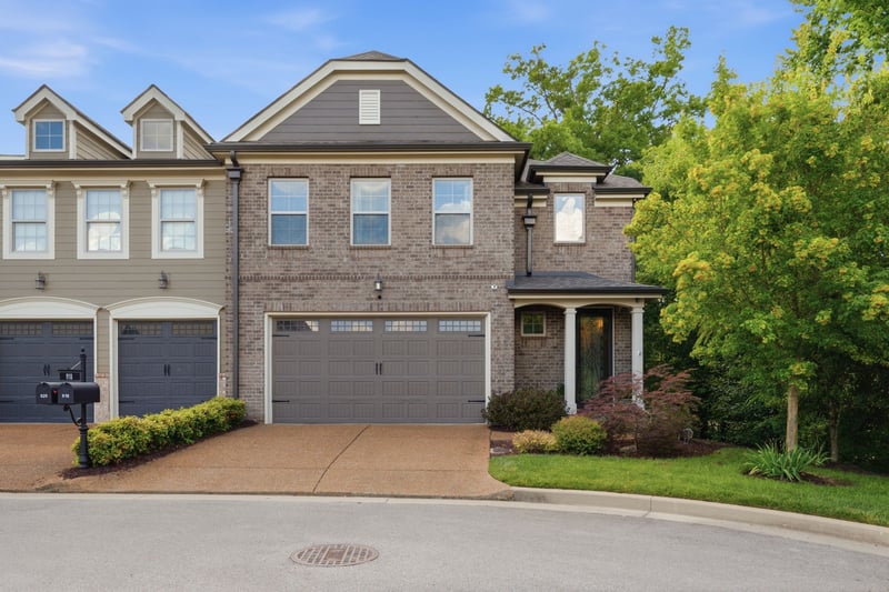 918 Silkwood Cir, Nashville, TN 37221
