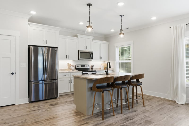 43 Country Cove Dr, Rossville, GA 30741