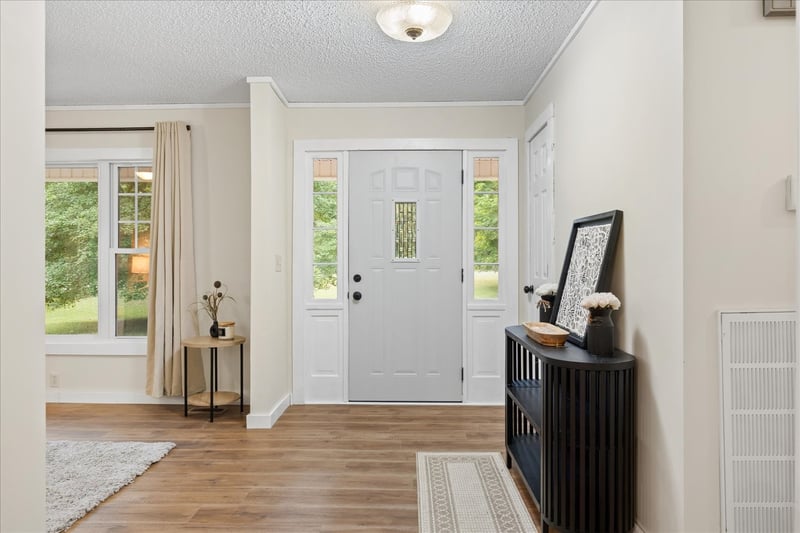 1125 Timber Ridge Rd, Charlotte, TN 37036