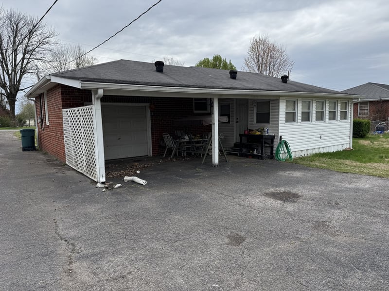 207 Elmwood Dr, Lebanon, TN 37087