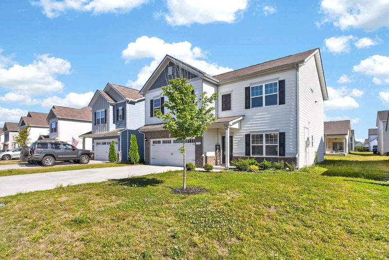 3712 Capstone Dr, Murfreesboro, TN 37128