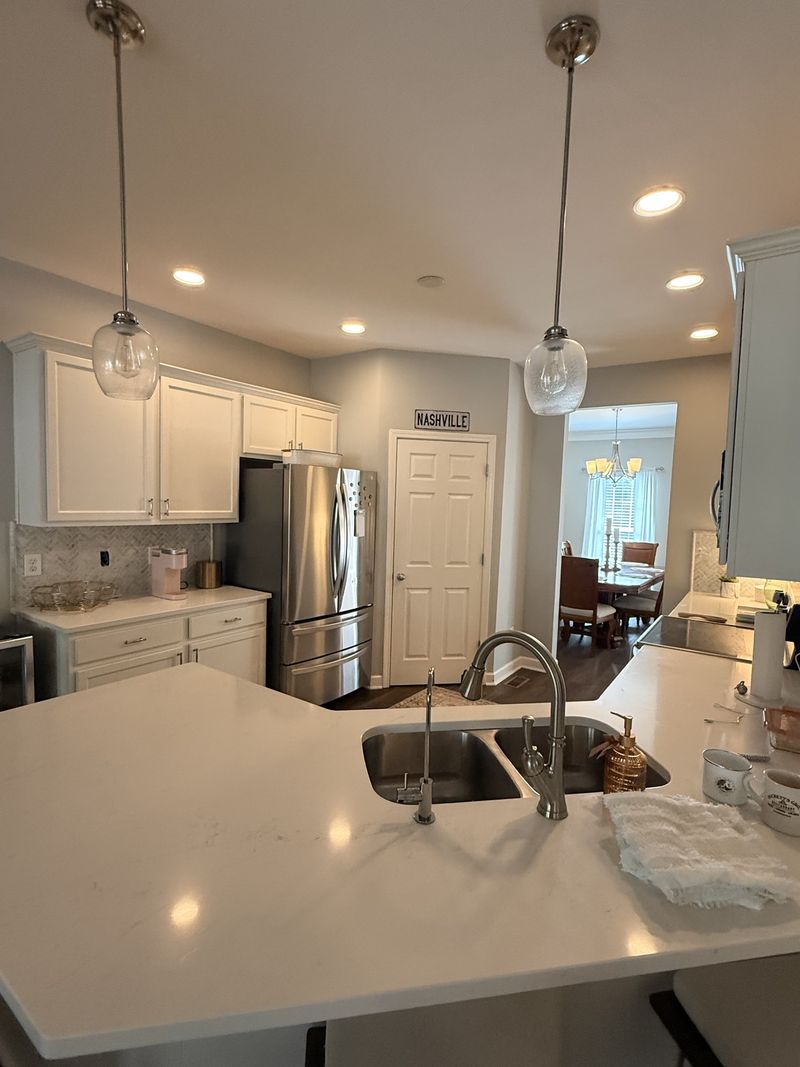 7529 Woodstream Dr, Nashville, TN 37221