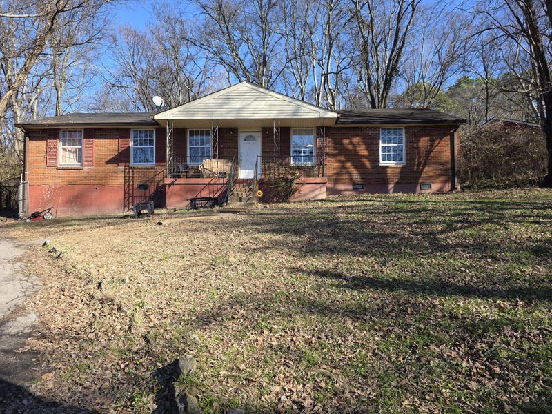 1000 Harold Dr, Nashville, TN 37217