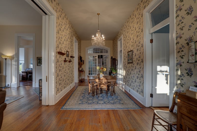305 4th Ave S, Franklin, TN 37064