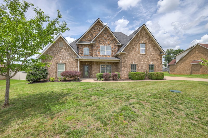 1305 Royal Oak Ave, Murfreesboro, TN 37129