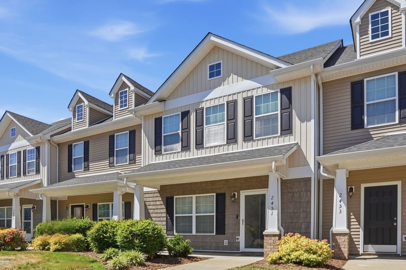 2451 New Holland Cir, Murfreesboro, TN 37128