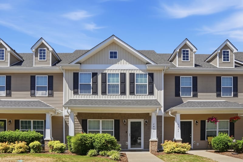 2451 New Holland Cir, Murfreesboro, TN 37128