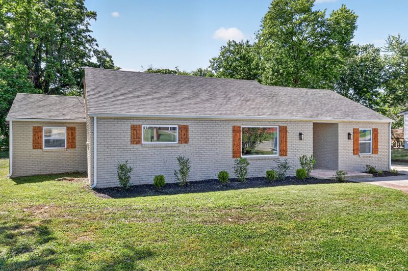 912 Livingston St, Old Hickory, TN 37138