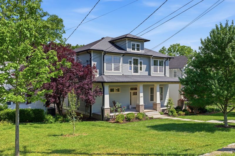 216C 38th Ave N, Nashville, TN 37209