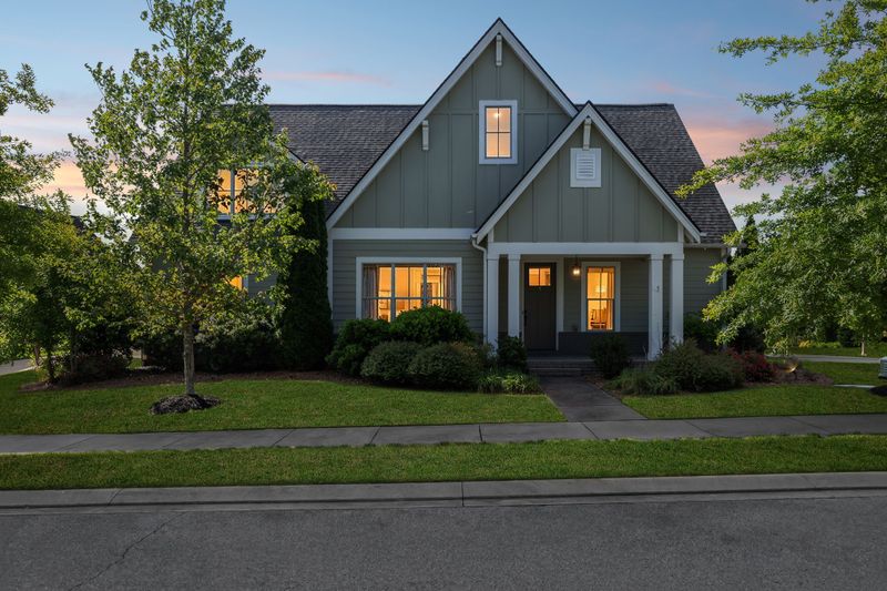 1002 Hornsby Dr, Franklin, TN 37064