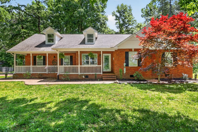 2502 Dobbins Pike, Portland, TN 37148