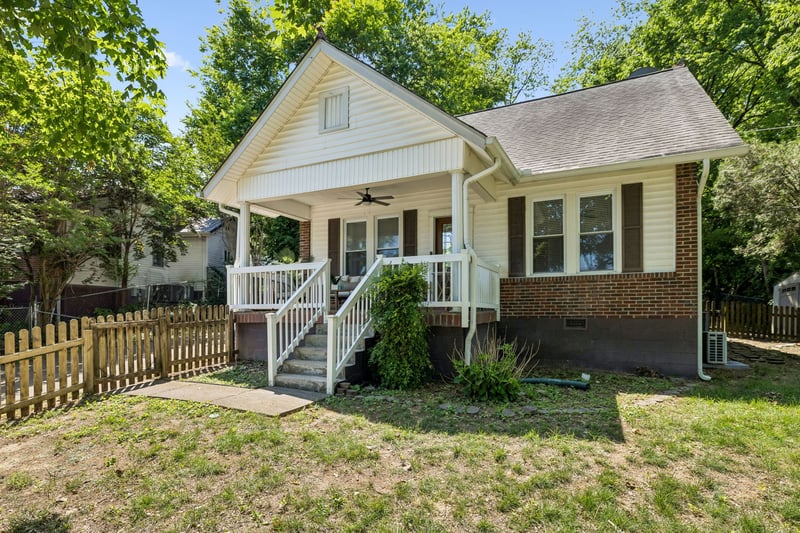 2687 Hartford Dr, Nashville, TN 37210
