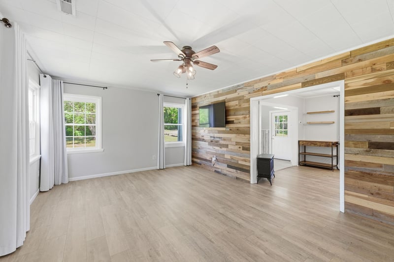 14991 Manchester Pike, Christiana, TN 37037
