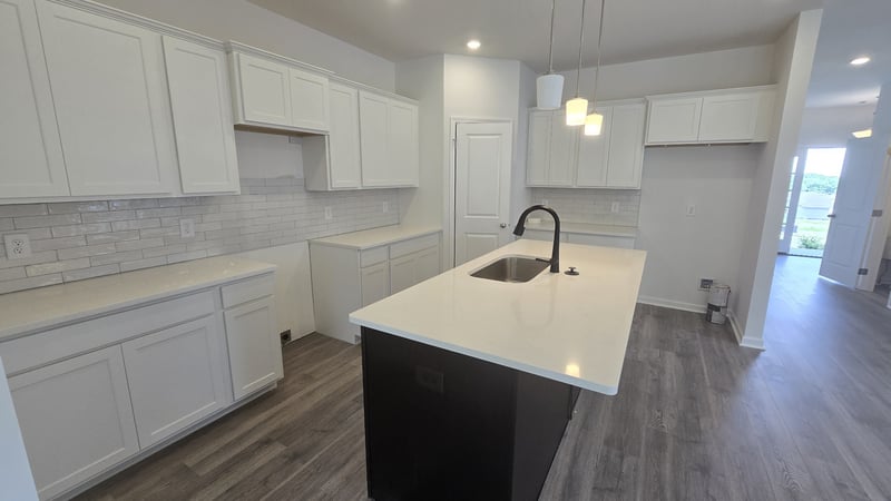 6104 Saxlingham Pl, Smyrna, TN 37167