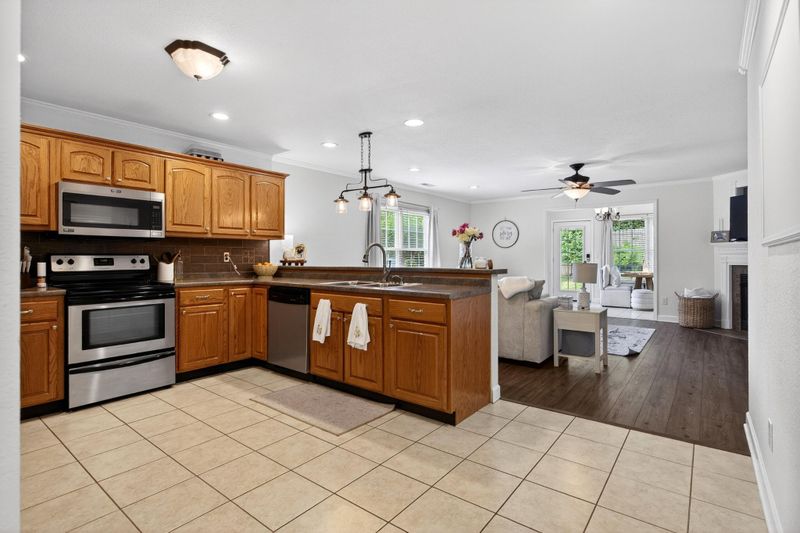5 Sheila Gail Ln, Rossville, GA 30741