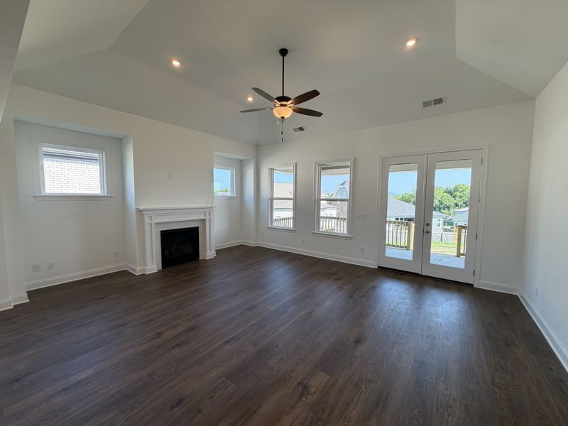 192 Phillips Bnd, Spring Hill, TN 37174