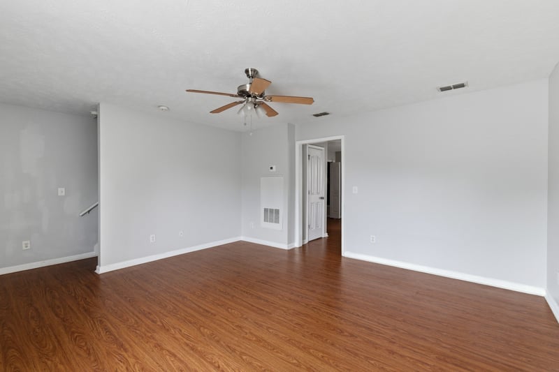 5170 Hickory Hollow Pkwy #100, Antioch, TN 37013