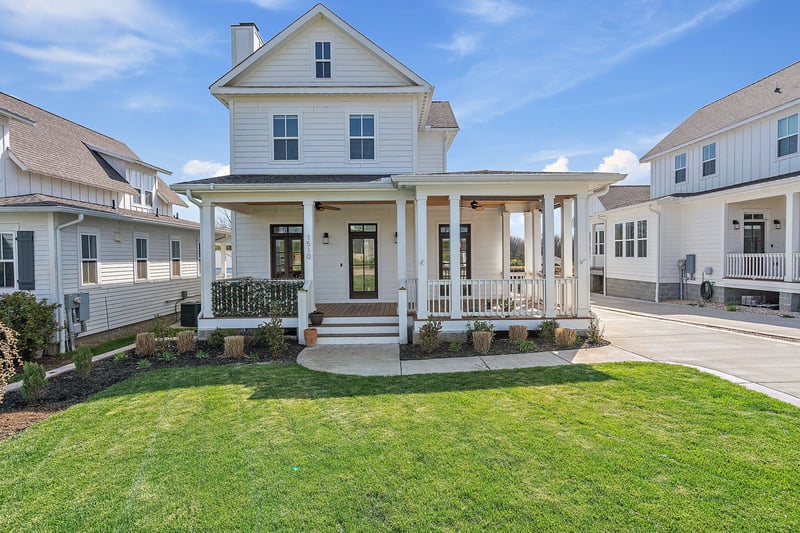 1510 E Stewarts Ln, Nashville, TN 37218