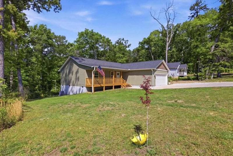 2704 Quarles Rd, Rocky Face, GA 30740