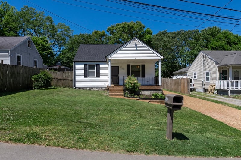 2133 Rosemary Ln, Nashville, TN 37210