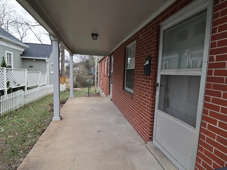 111 7th Ave N, Franklin, TN 37064