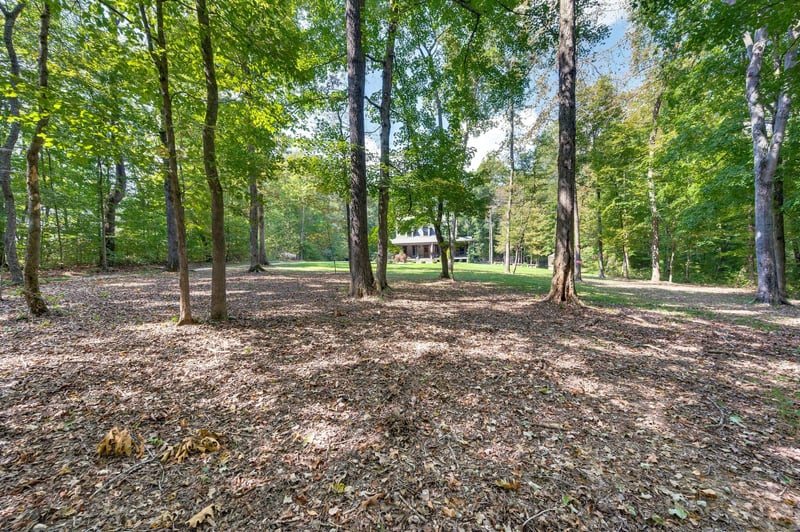 1168 Johnny Hall Rd, Burns, TN 37029