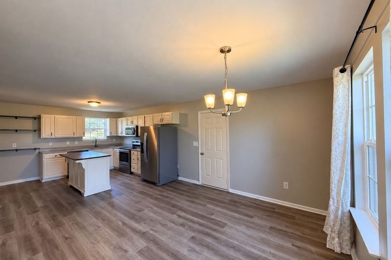76 Mann Rd, Lebanon, TN 37087