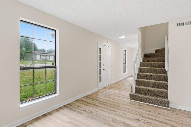 1520 Meadow Bend Dr, Madison, TN 37115