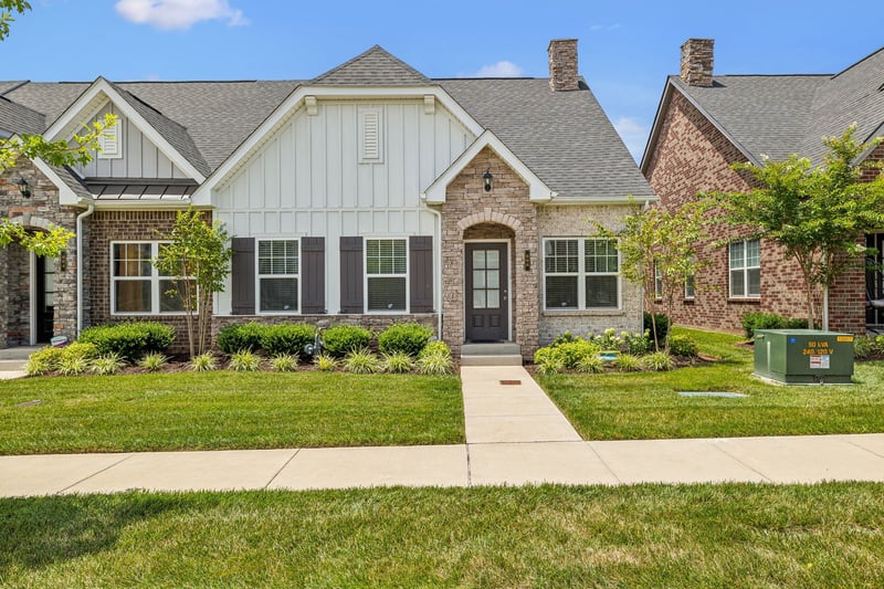 606 Douglas St, Lebanon, TN 37087
