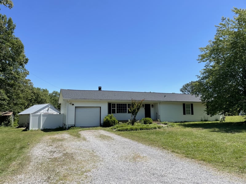 305 Cedar Hill Rd, Adams, TN 37010
