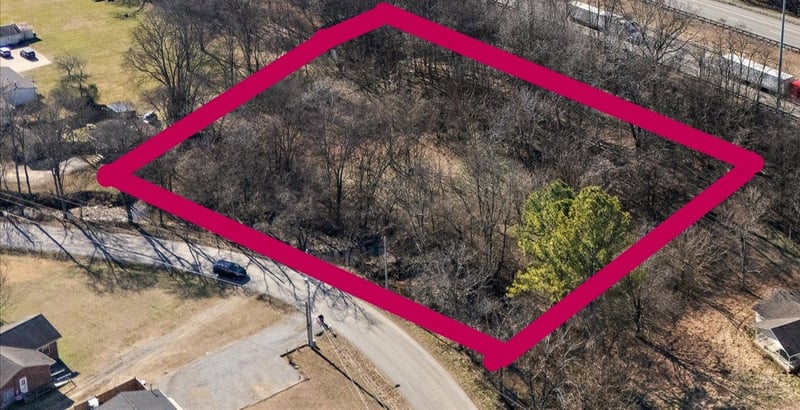 1081 Slaters Creek Rd, Goodlettsville, TN 37072