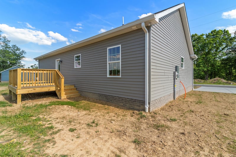 1993 Stevens Dr, Westmoreland, TN 37186
