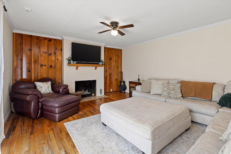 505 Thomas Dr, Rossville, GA 30741