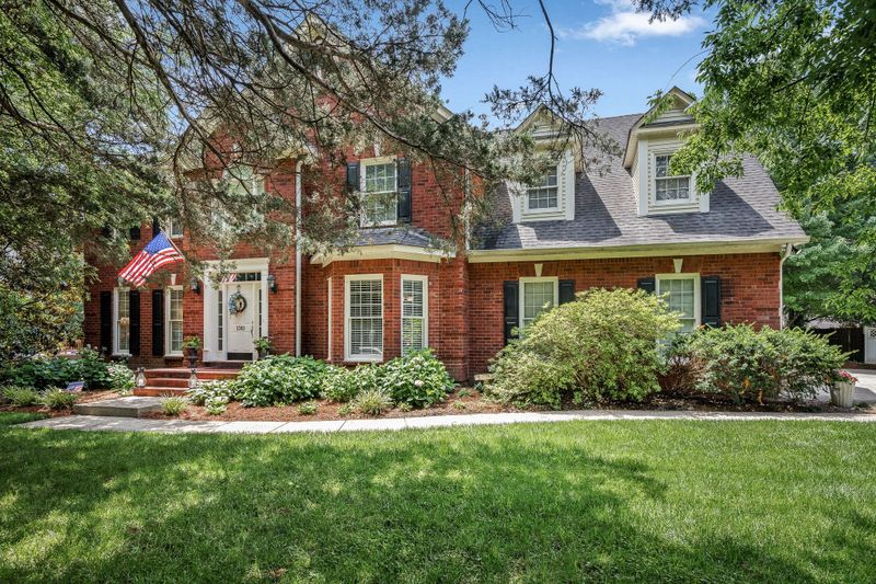 1310 White Oak Ln, Murfreesboro, TN 37130